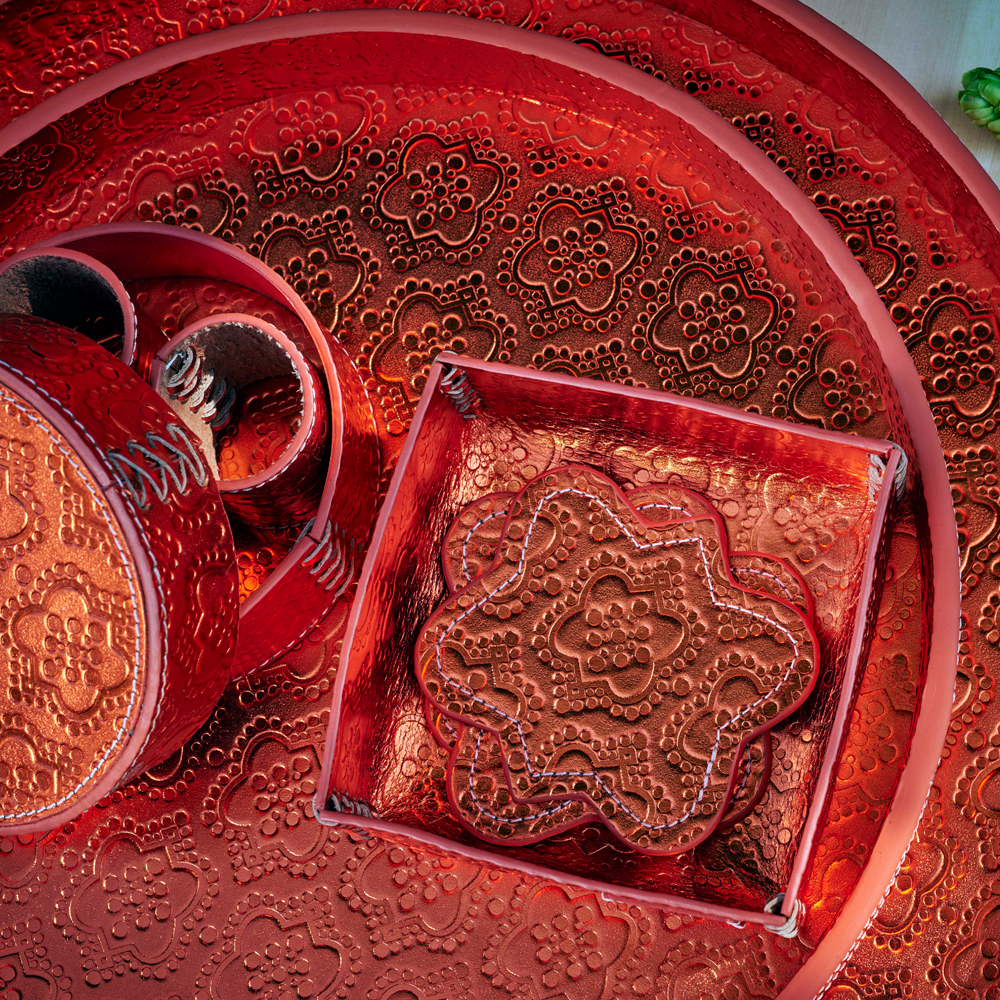Accessoire Box ICON aus Leder geprägt - amber