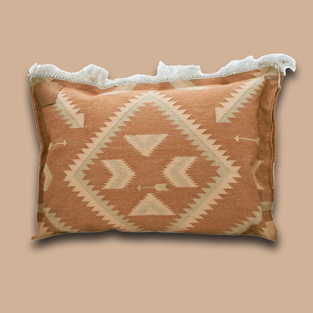 Rechteckiges Zierkissen NAVAJO caramel-farben