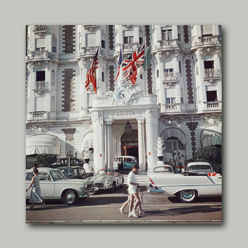 Slim Aarons - Carlton