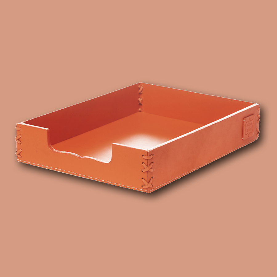 Handgemachte Dokumentenablage aus Büffelleder in orange