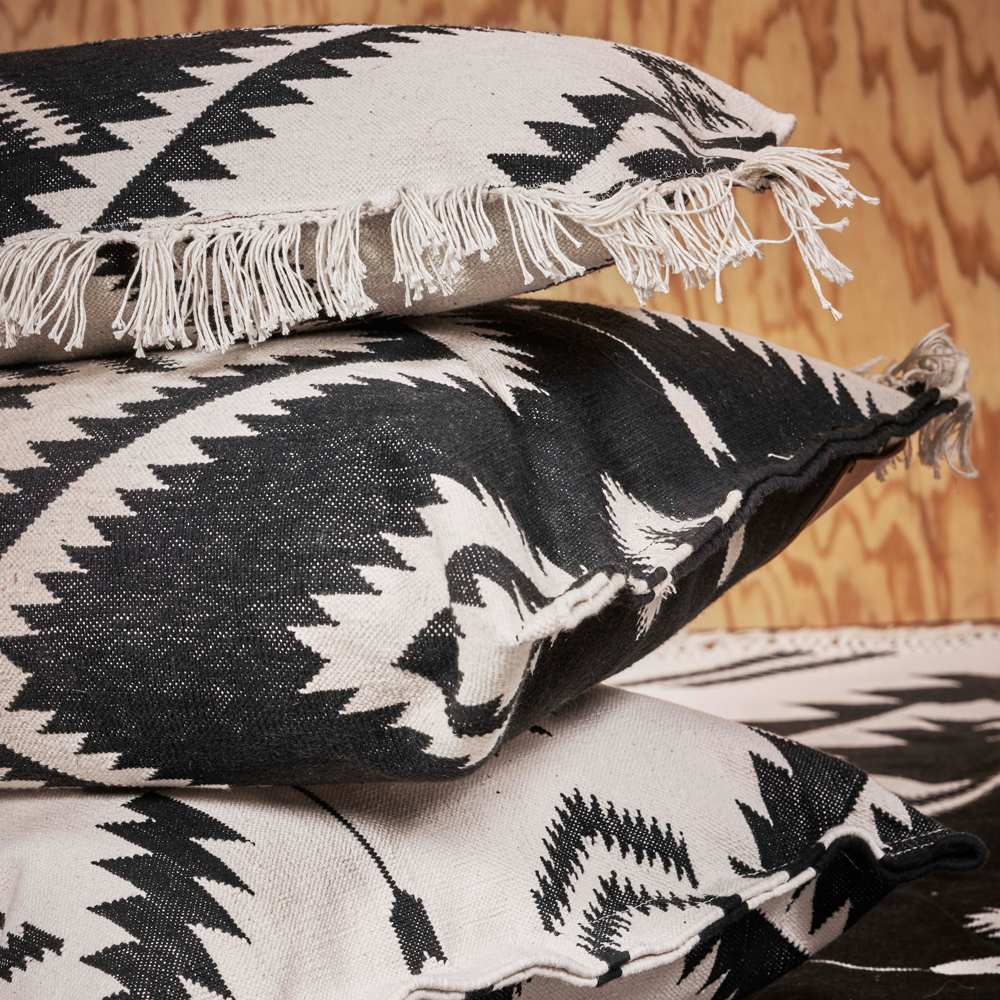 Kissen NAVAJO - white&amp;black