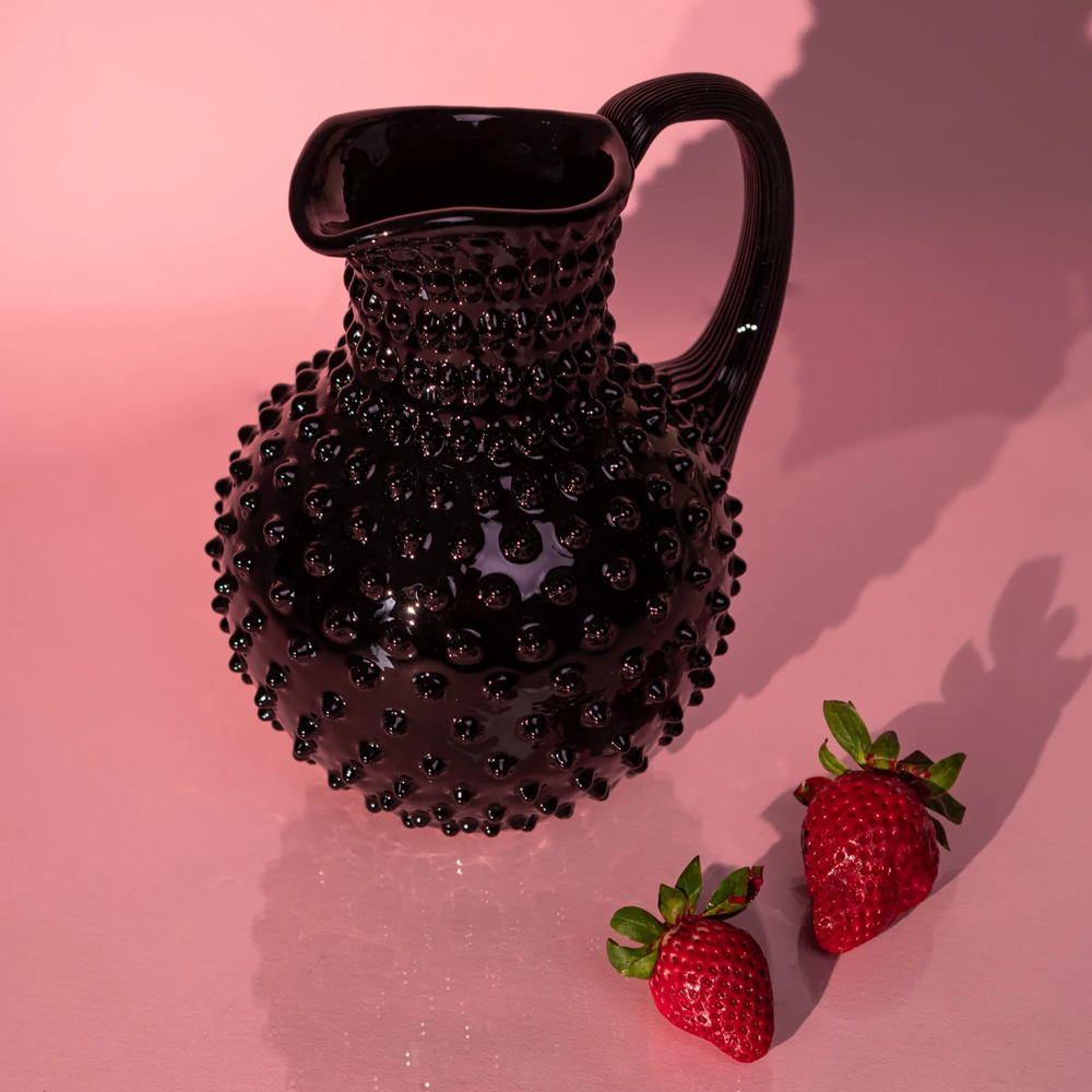 Krug HOBNAIL aus Glas - black