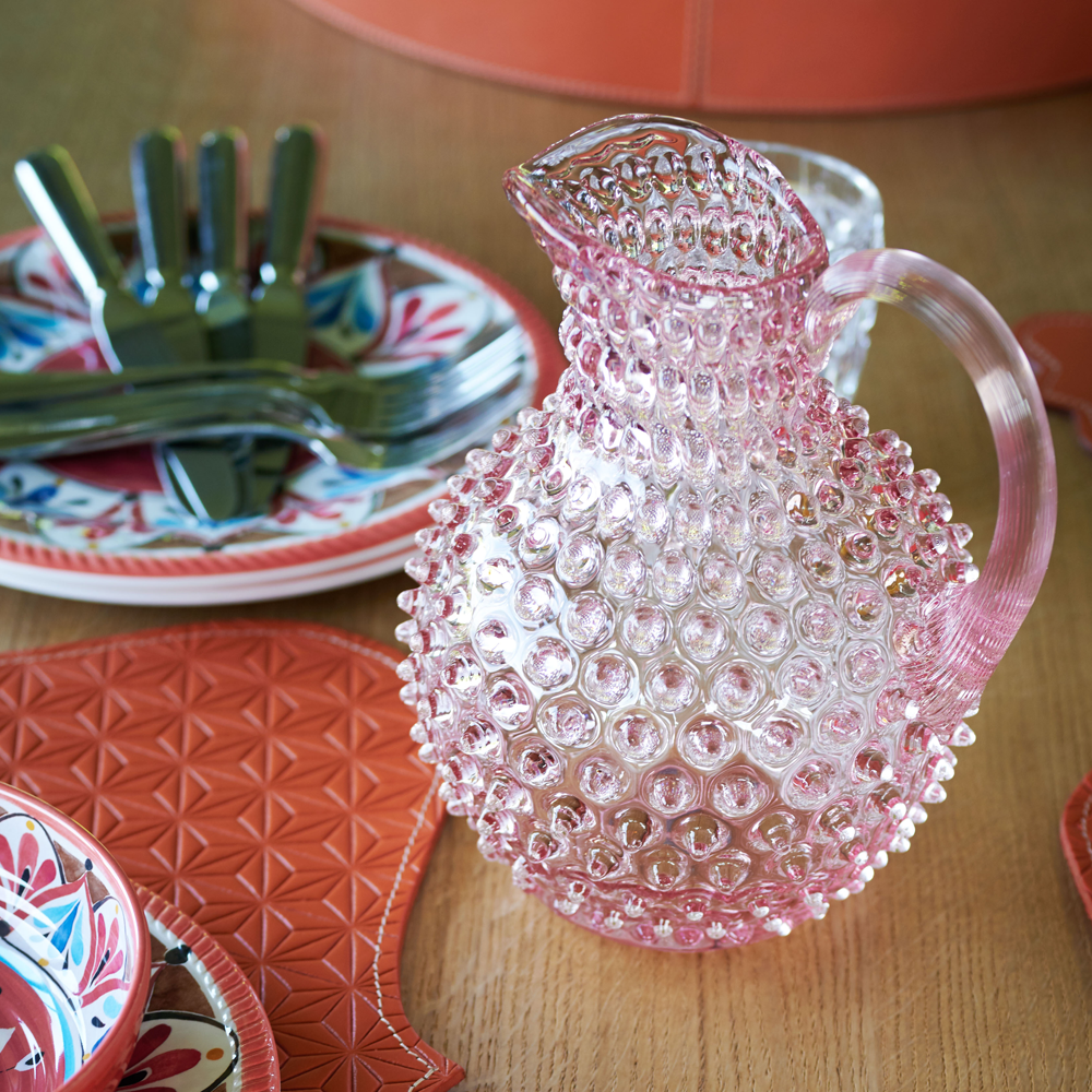 Krug HOBNAIL aus Glas - rosaline