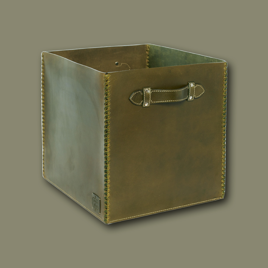 Grosser Korb in olive