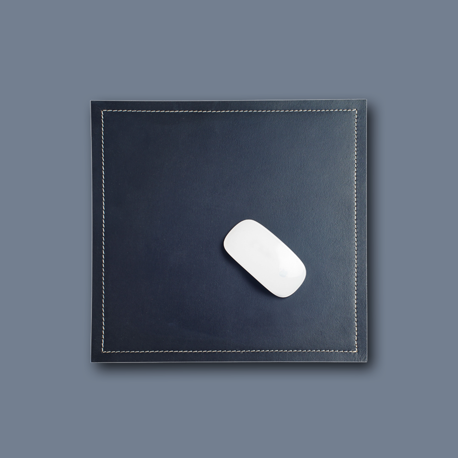 Mausmatte oder Mouse Pad aus Leder in navy