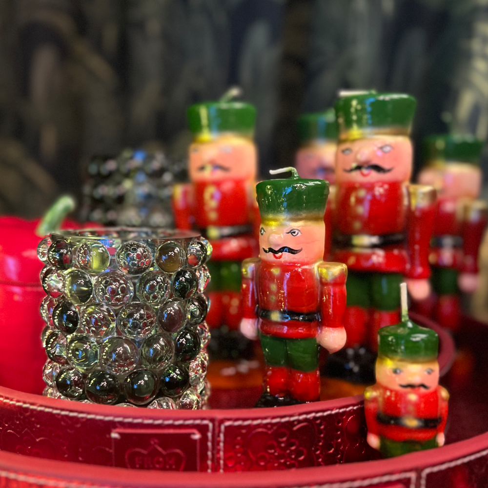 Weihnachtskerze - Nussknacker, medio, grün