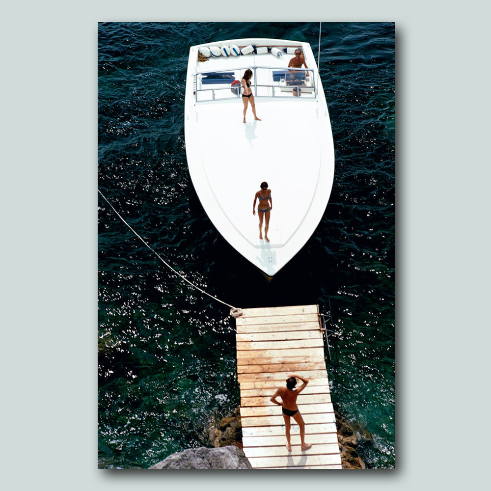 Slim Aarons - Speedboat landing