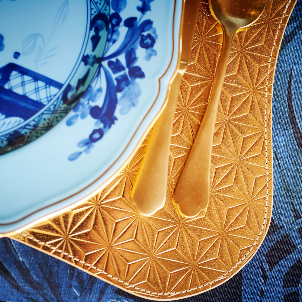 Tischset LIFESTYLE aus Leder geprägt - gold