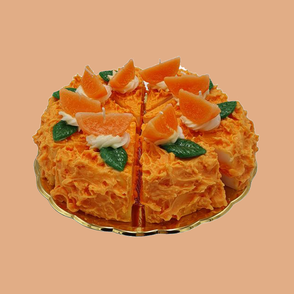 Diese wunderschöne Orangen Torte in Kerzen Form, ist ein Blickfang in jeder Wohnung. Diese Kerze wird in der Cereria Introna im Süden Italiens hergestellt. Handgemacht! Jedes Stück ist ein Unikat. Die Manufaktur besteht seit 1840. Originell!