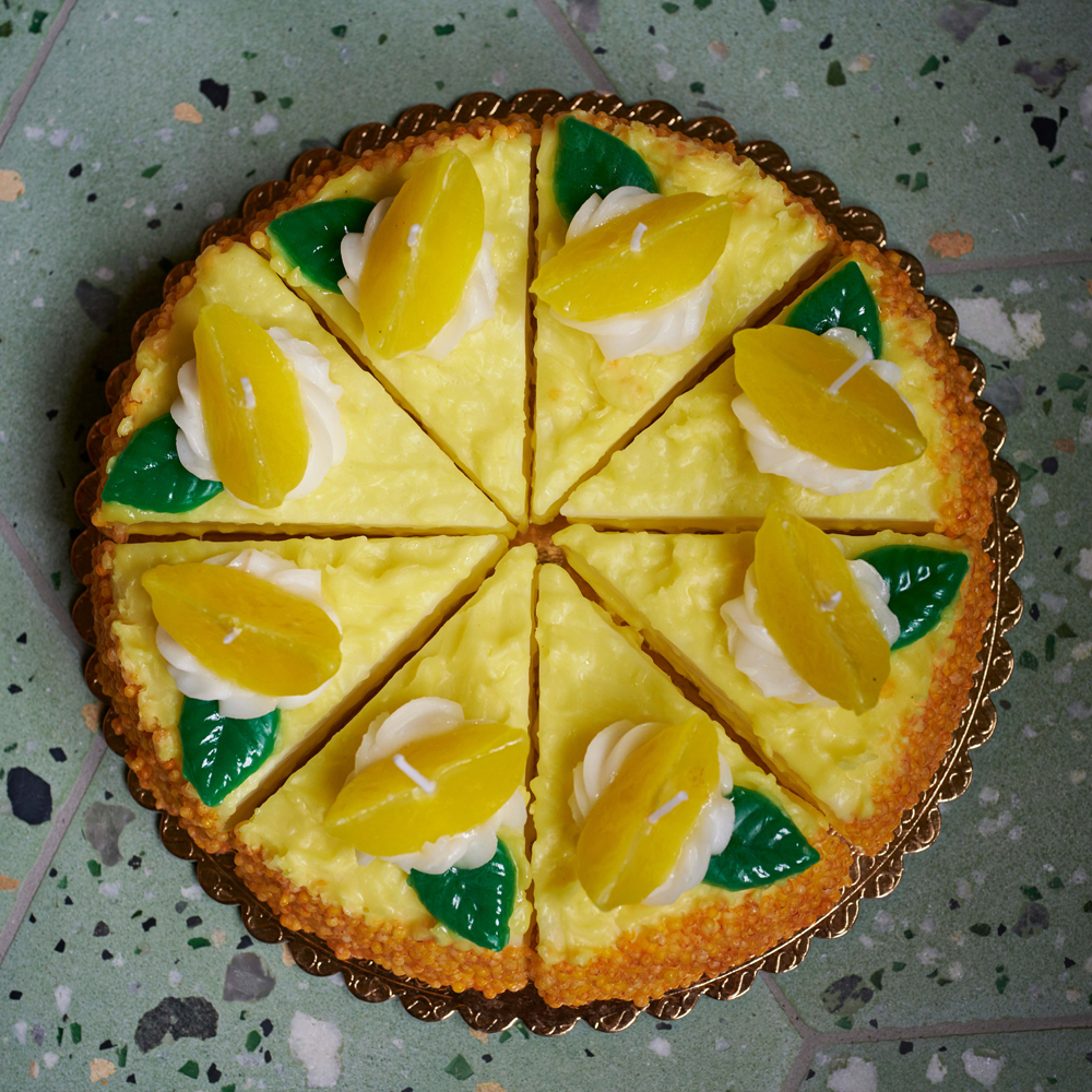 Candle cake piece - lemon cake